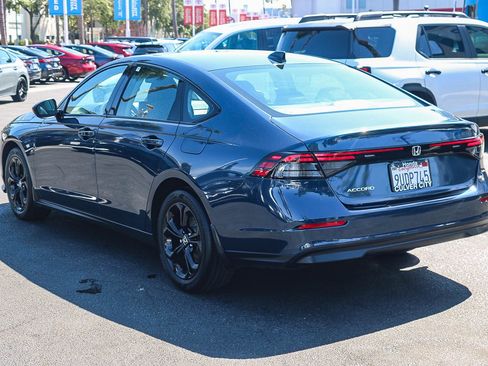 Used 2025 Honda Accord SE image 7