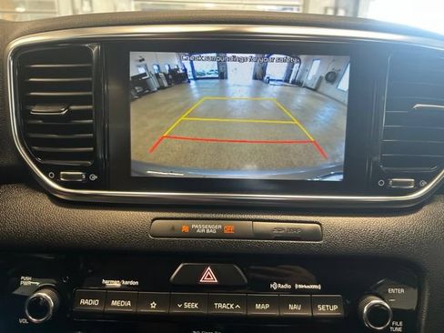 Used 2022 Kia Sportage EX w/ EX Technology Package AWD/4WD image 22