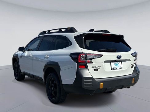 Used 2022 Subaru Outback Wilderness w/ Wilderness Package AWD/4WD image 6