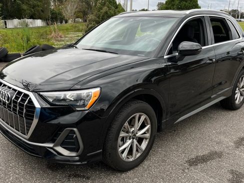 Used 2021 Audi Q3 2.0T Premium w/ Convenience Package image 3