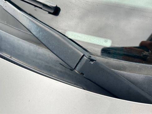 Used 2014 Ford Fiesta SE image 19