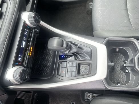 Used 2024 Toyota RAV4 XLE image 27