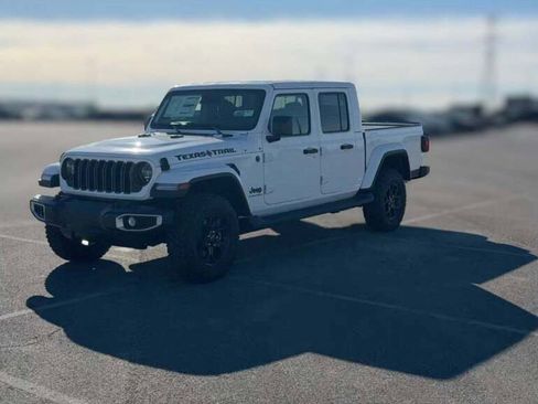 New 2026 Jeep Gladiator Sport image 1