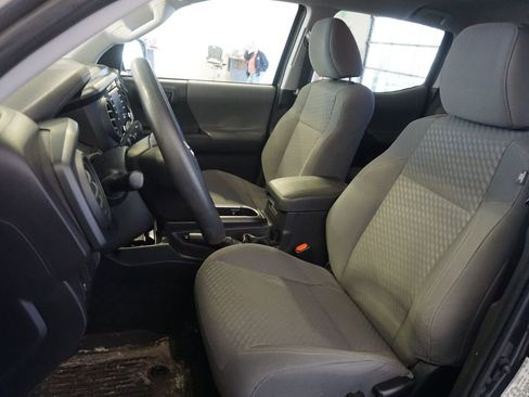 Used 2023 Toyota Tacoma SR AWD/4WD image 15