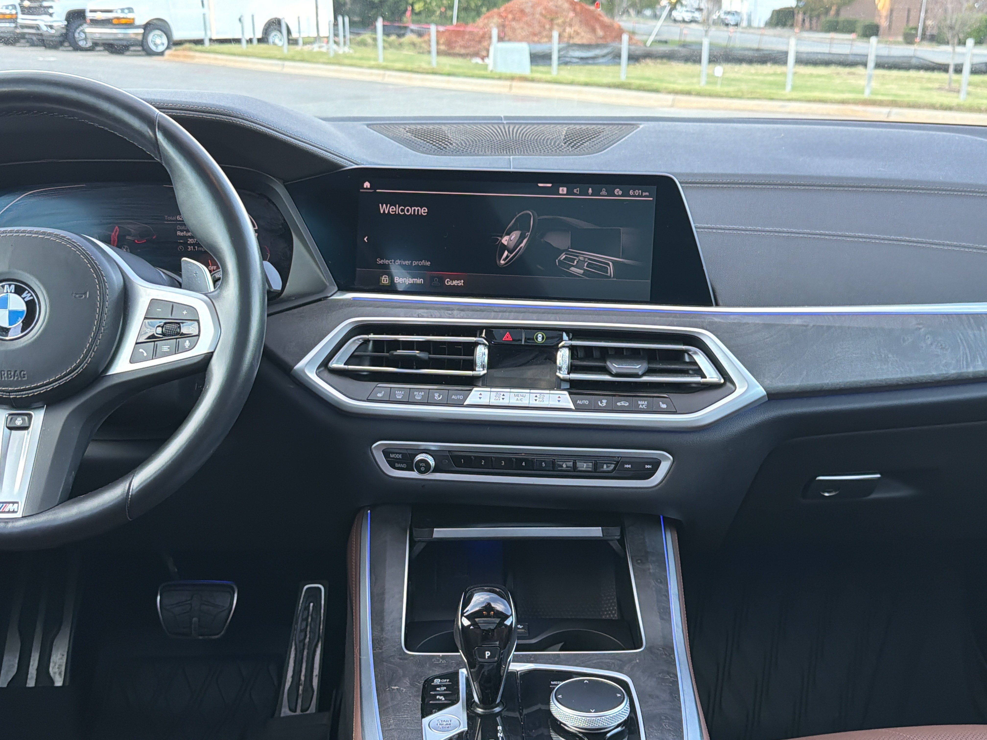 Used 2023 BMW X5 sDrive40i w/ M Sport Package RWD image 30