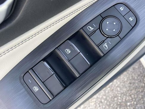 New 2026 Nissan Sentra SL w/ Floor Mat Package image 19