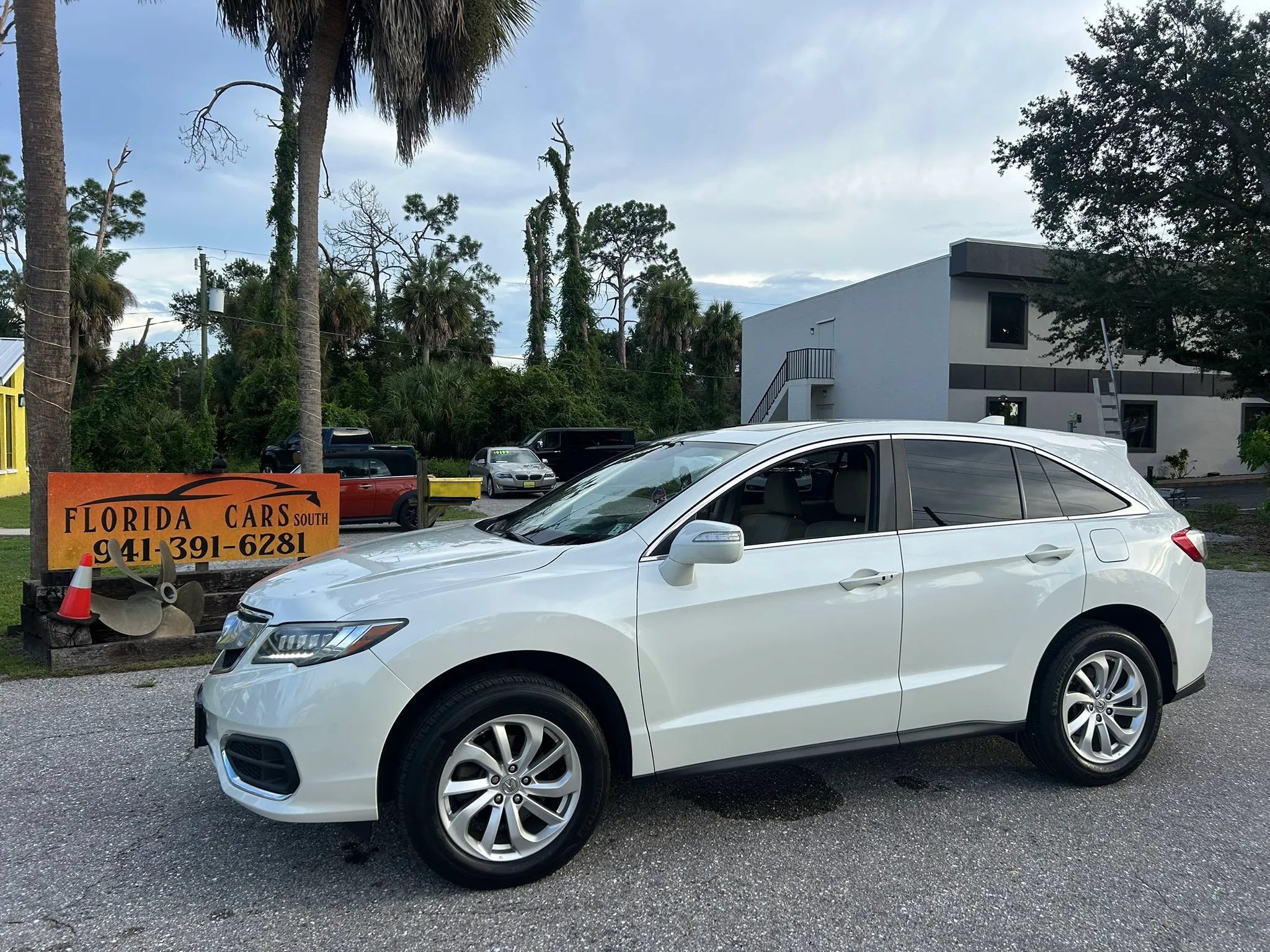 Used 2016 Acura RDX AWD image 1