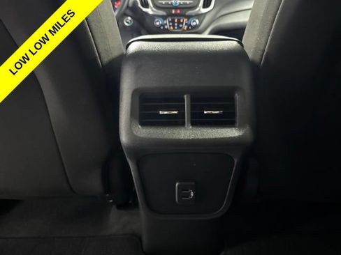 Used 2023 Chevrolet Equinox LT AWD/4WD image 28