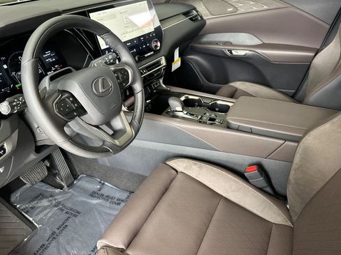 New 2026 Lexus RX 450h Luxury image 11