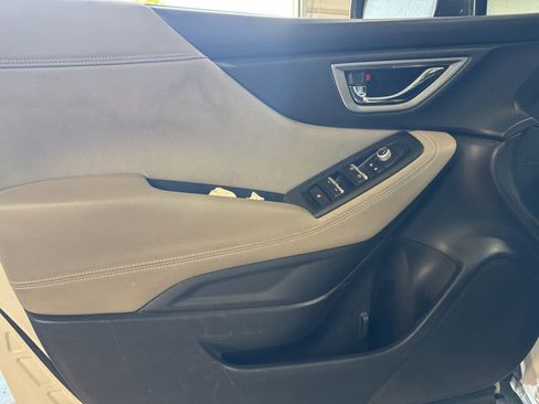 Used 2020 Subaru Forester Premium image 17