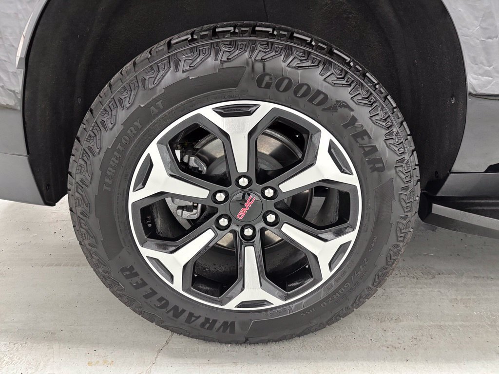 Used 2026 GMC Yukon XL AT4 AWD/4WD image 66