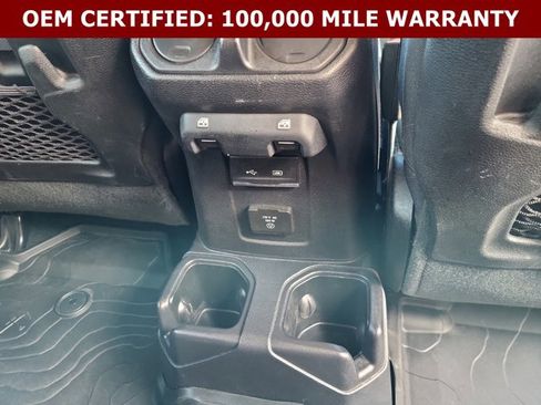 Certified 2020 Jeep Wrangler Unlimited Rubicon w/ Cold Weather Group AWD/4WD image 17