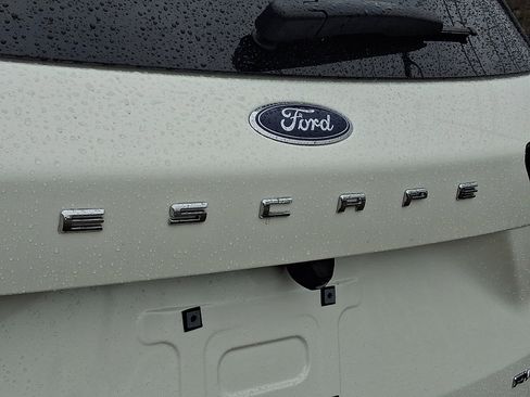 Certified 2024 Ford Escape ST-Line w/ Tech Pack #1 image 29