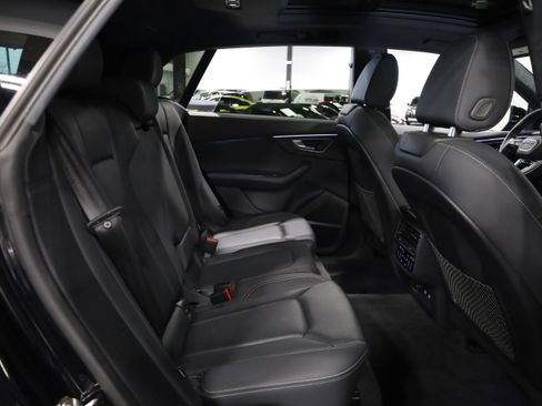 Used 2021 Audi Q8 Prestige w/ Prestige Package image 40