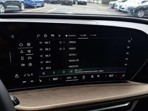Used 2025 Audi Q5 Premium w/ Convenience Package AWD/4WD image 6