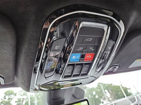 Used 2024 Jeep Grand Wagoneer L Series II w/ Quick Order Packagew 28T image 18