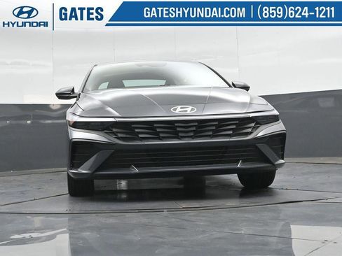 New 2026 Hyundai Elantra Sport FWD image 37