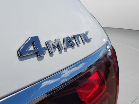 New 2026 Mercedes-Benz GLS 580 4MATIC image 8