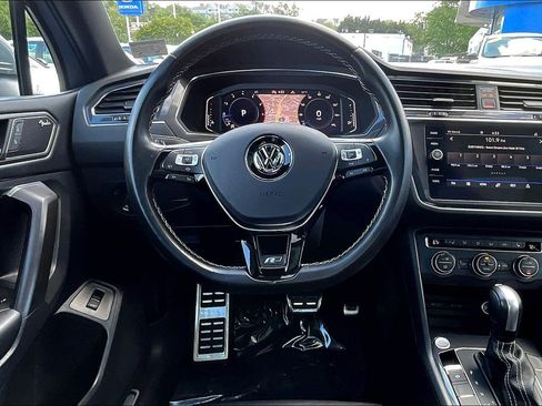 Used 2021 Volkswagen Tiguan SEL Premium R-Line image 5