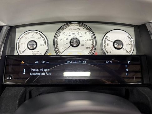 Used 2019 Rolls-Royce Dawn image 98