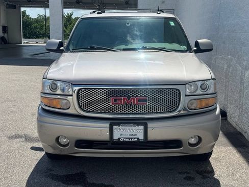 Used 2004 GMC Yukon XL Denali AWD/4WD image 6