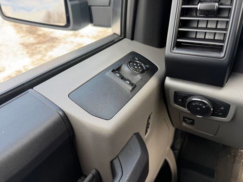 Used 2019 Ford F150 XL w/ Trailer Tow Package image 16