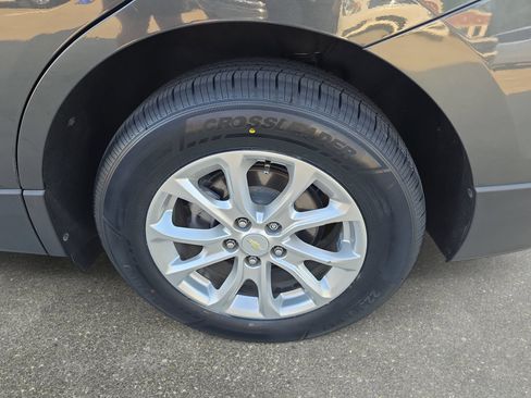Used 2020 Chevrolet Equinox LS w/ LS Convenience Package FWD image 30