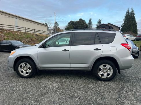 Used 2011 Toyota RAV4 4WD image 8