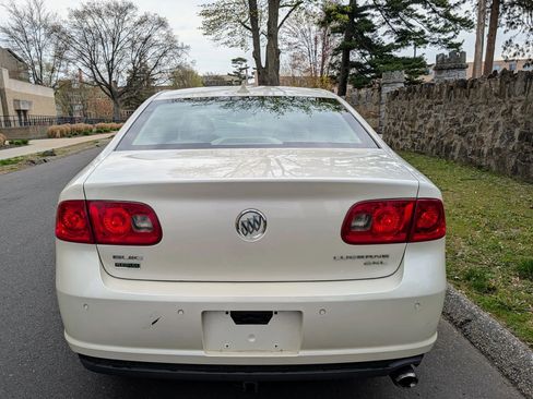 Used 2011 Buick Lucerne CXL w/ Driver Confidence Package FWD image 3