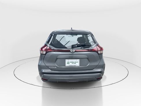 Used 2021 Nissan Kicks S image 7