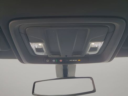 Used 2021 GMC Sierra 2500 AT4 image 40