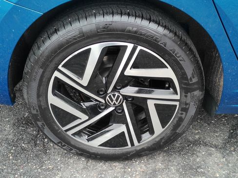 Used 2024 Volkswagen Jetta SEL FWD image 31