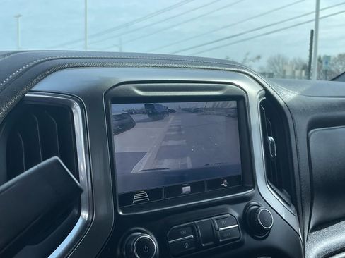 Used 2020 Chevrolet Silverado 1500 LT w/ Texas Edition image 16