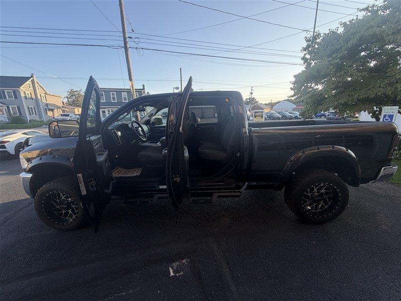 Used 2015 RAM 3500 Big Horn AWD/4WD image 5