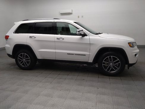 Used 2018 Jeep Grand Cherokee Limited AWD/4WD image 11