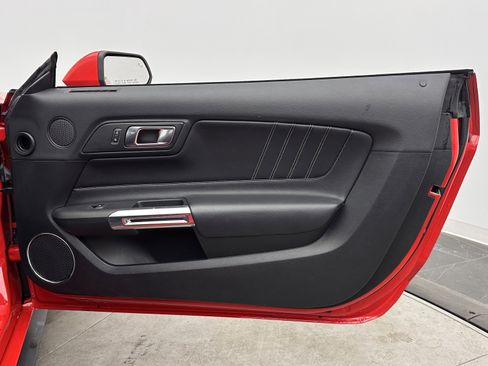 Used 2023 Ford Mustang Premium image 25