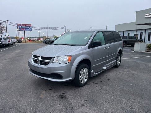 Used 2017 Dodge Grand Caravan SE w/ Power Window Group image 31