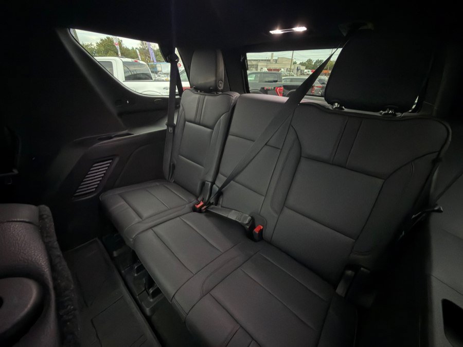 Used 2021 Chevrolet Tahoe RST w/ Luxury Package AWD/4WD image 36