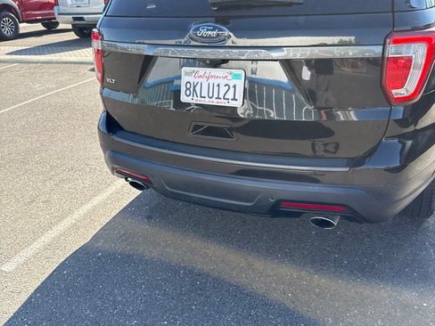 Used 2019 Ford Explorer XLT w/ Equipment Group 202A FWD image 9