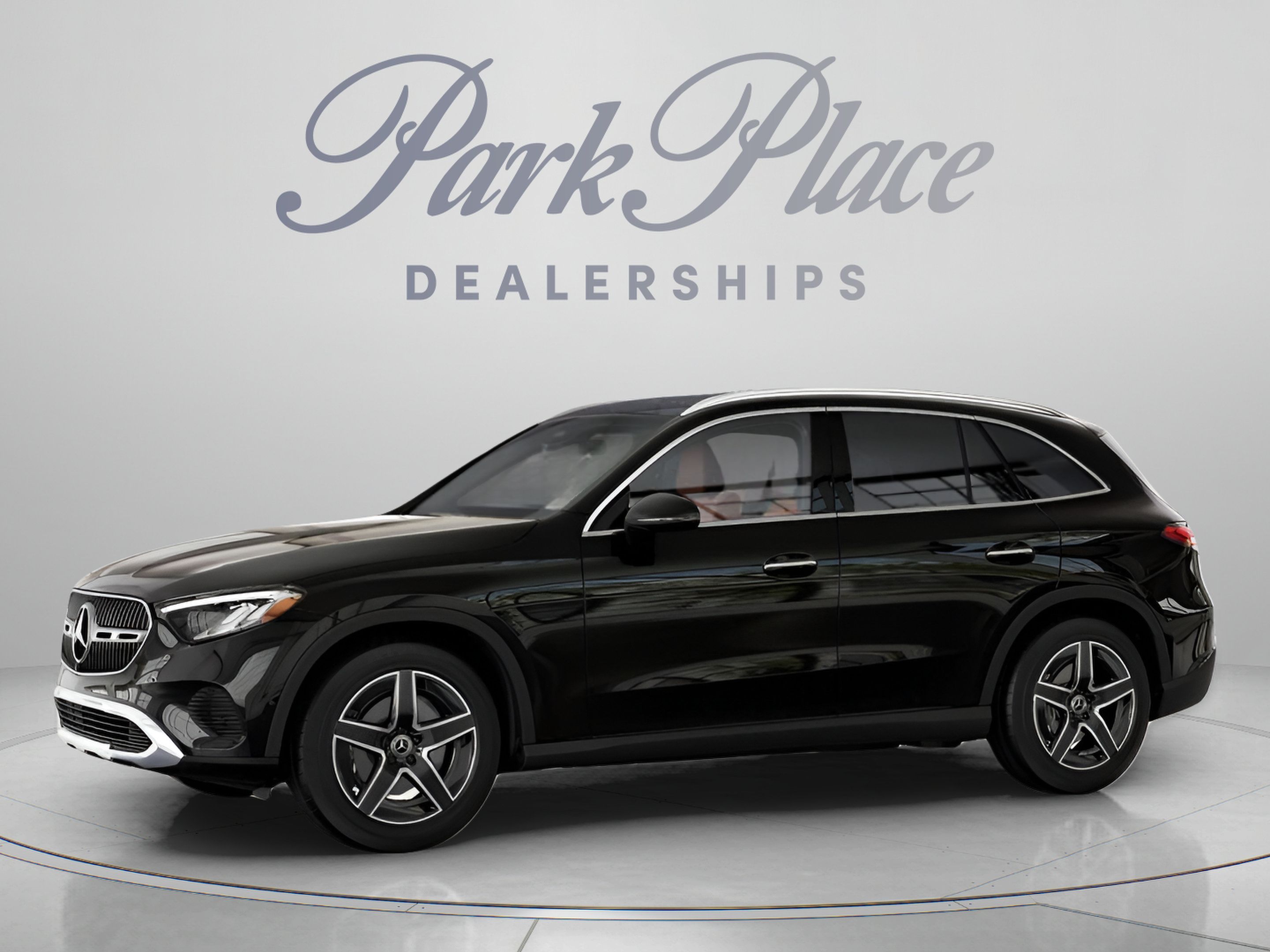 Used 2026 Mercedes-Benz GLC 300 image 3