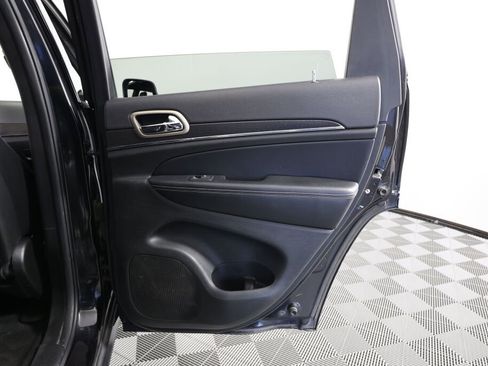 Used 2015 Jeep Grand Cherokee Limited image 21
