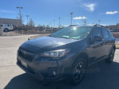 Used 2018 Subaru Crosstrek 2.0i Premium image 3