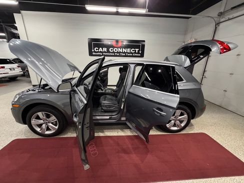 Used 2018 Audi Q5 2.0T Premium Plus w/ Premium Plus Package AWD/4WD image 50
