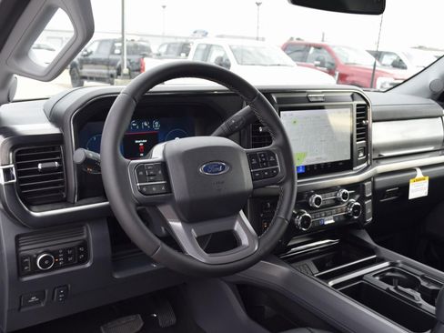 New 2026 Ford F250 Lariat w/ FX4 Off-Road Package image 17