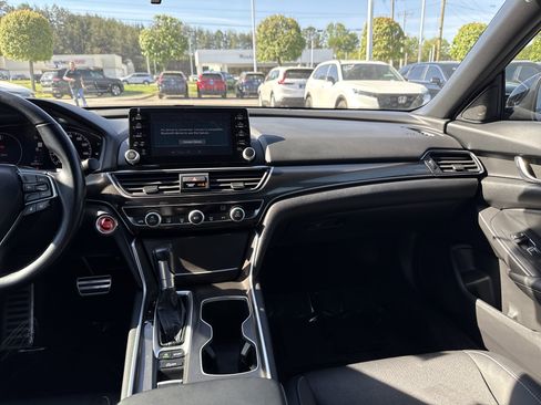 Certified 2022 Honda Accord Sport image 29