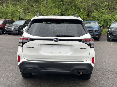 New 2026 Subaru Forester Touring AWD/4WD image 4