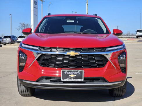 New 2026 Chevrolet Trax LT image 6
