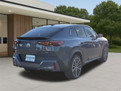 New 2026 BMW X2 xDrive28i w/ Technology Package image 9