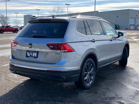 Used 2022 Volkswagen Tiguan SE image 27