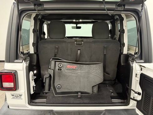 Used 2021 Jeep Wrangler Sport S image 36